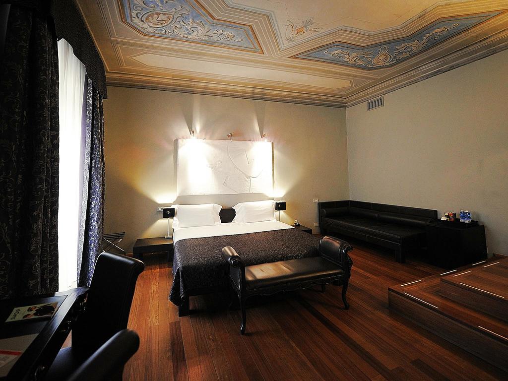 Borghese Palace Art Hotel Флоренція Номер фото